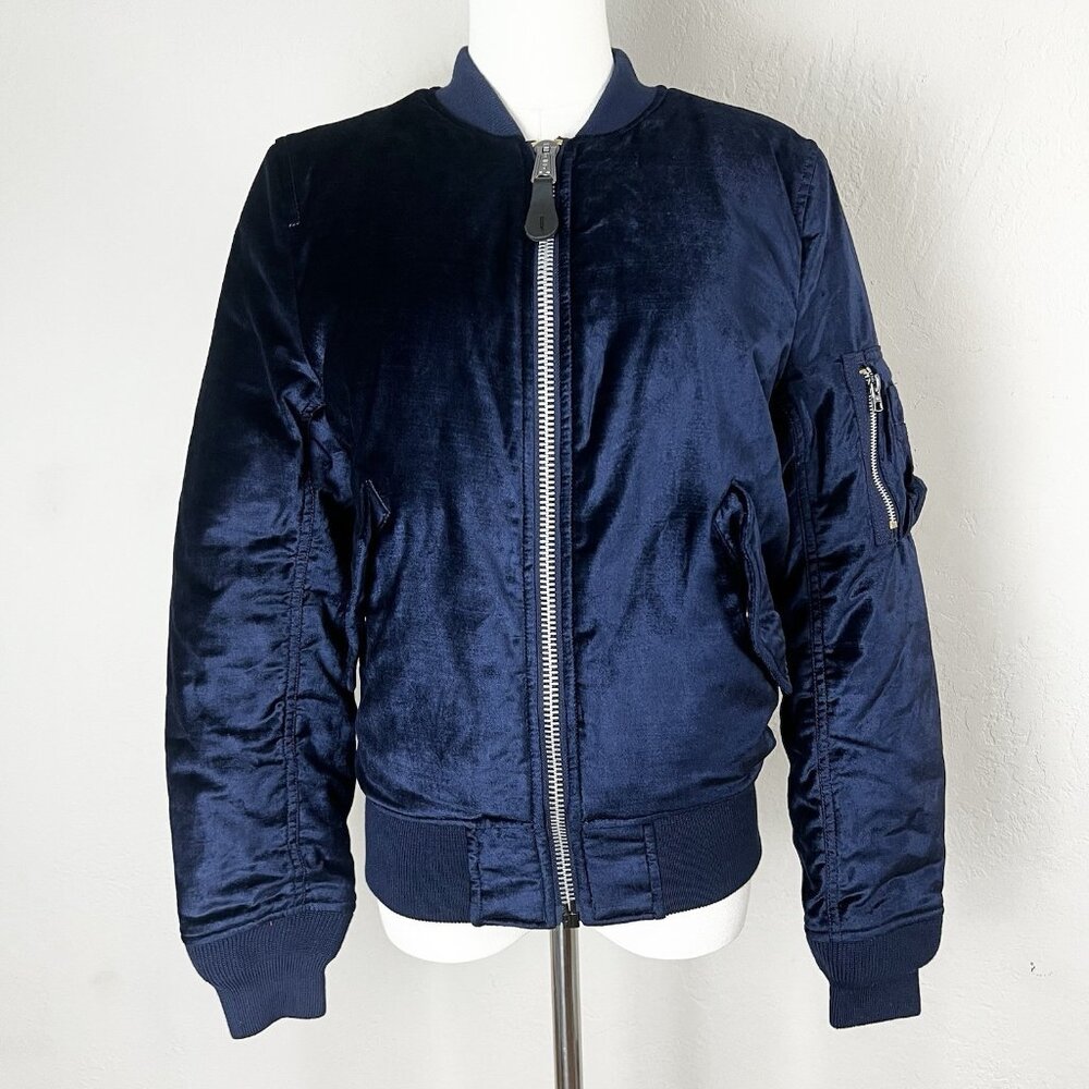 Aritzia TNA Alpha Industries Velvet Bomber Jacket Navy‎ Blue Women's Size XS